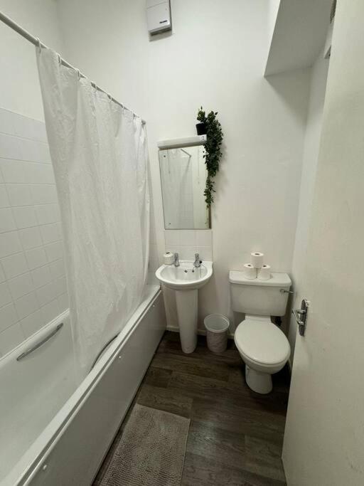 City Center Gem- Flat For 6 In Sheffield Gs404 Εξωτερικό φωτογραφία